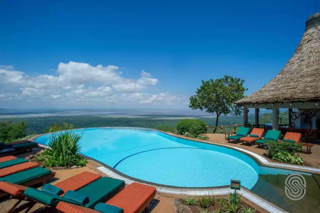 Luxurious 8-Day Safari at Lake Manyara Serena Safari Lodge - JM Tours